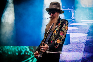 /thumbs/301×200/photos/concerts-15.jpg