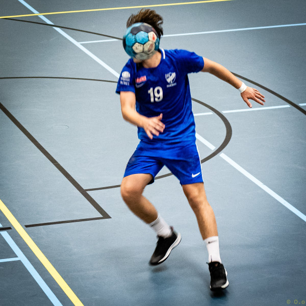 /thumbs/600×600/photos/handball-4.jpg